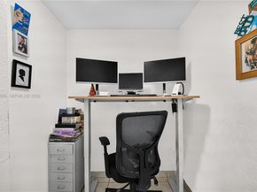 2829 Indian Creek Dr 410, Miami Beach FL 33140