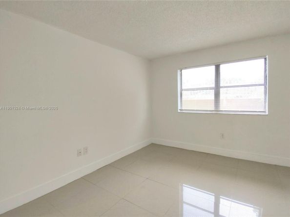 15500 SW 80th St A105, Miami FL 33193