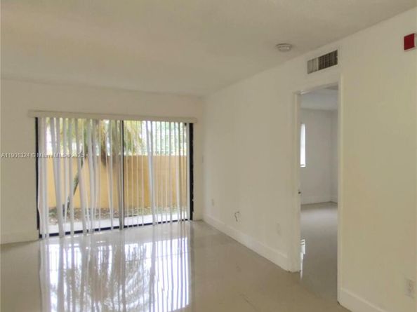 15500 SW 80th St A105, Miami FL 33193