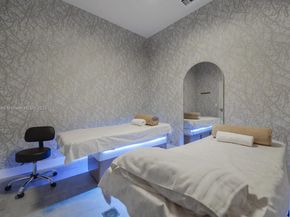 239 SW 9th St 1601, Miami FL 33130