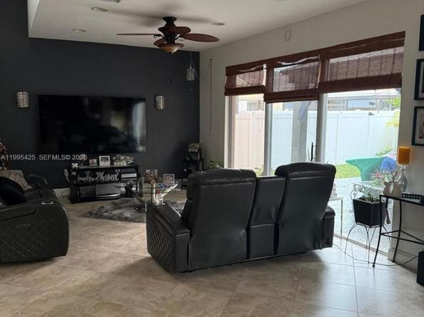 15744 SW 53rd Ct, Miramar FL 33027