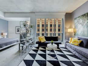 151 SE 1st St 1003, Miami FL 33131