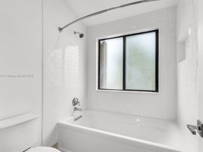 21160 Mainsail Cir H12, Aventura FL 33180