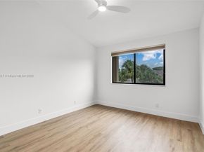 21160 Mainsail Cir H12, Aventura FL 33180