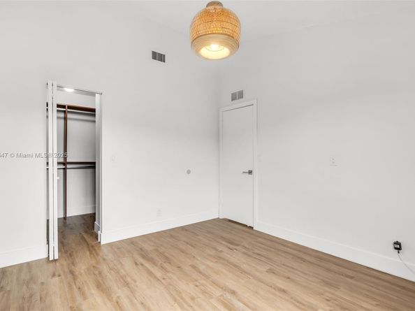 21160 Mainsail Cir H12, Aventura FL 33180