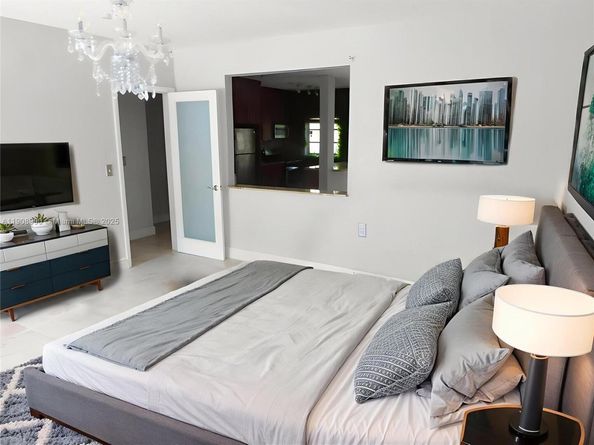 101 Collins Ave 2, Miami Beach FL 33139