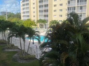 610 NE 12th Ave 308, Hallandale Beach FL 33009