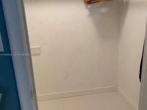 610 NE 12th Ave 308, Hallandale Beach FL 33009