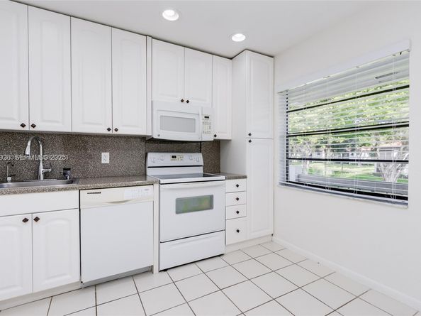 21529 Cypress Hammock Dr 35J, Boca Raton FL 33428