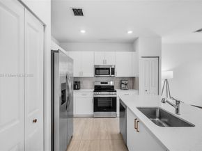 11927 NW 46th St, Coral Springs FL 33076