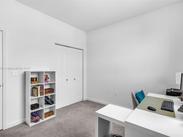 11927 NW 46th St, Coral Springs FL 33076