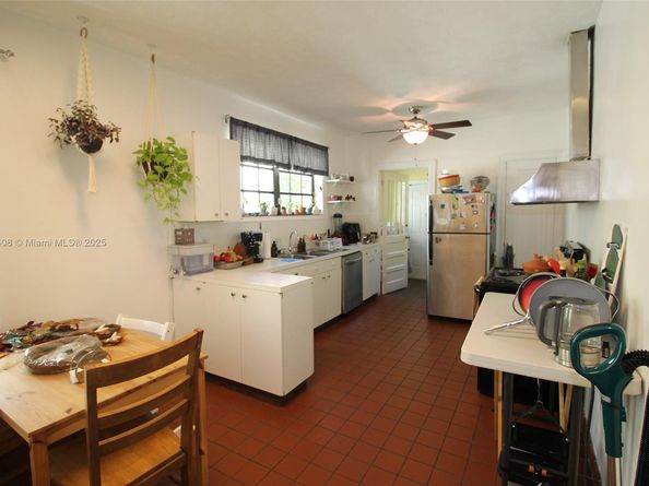817 Lorca St, Coral Gables FL 33134
