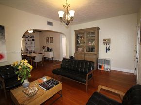 817 Lorca St, Coral Gables FL 33134