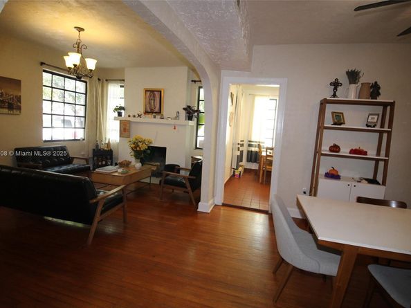 817 Lorca St, Coral Gables FL 33134