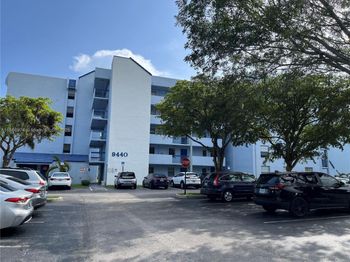9440 Fontainebleau Blvd