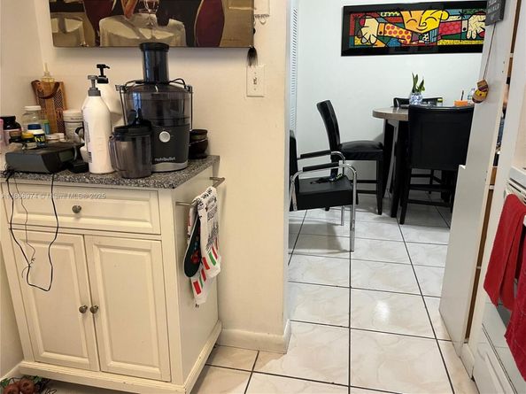 9440 Fontainebleau Blvd 101, Miami FL 33172