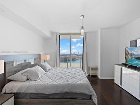 50 Biscayne Blvd 3308, Miami FL 33132