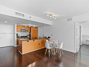 50 Biscayne Blvd 3308, Miami FL 33132