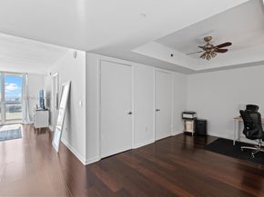 50 Biscayne Blvd 3308, Miami FL 33132