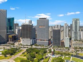 50 Biscayne Blvd 3308, Miami FL 33132