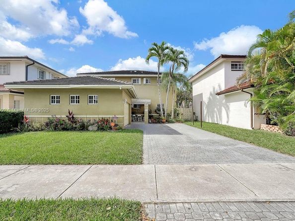 14783 SW 143rd Ter, Miami FL 33196