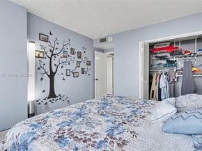 4200 Hillcrest Dr 700, Hollywood FL 33021