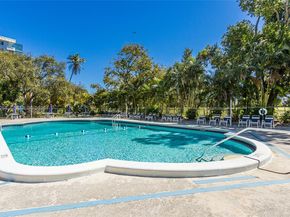 4200 Hillcrest Dr 700, Hollywood FL 33021