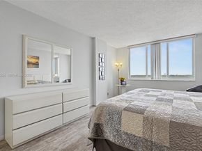 4200 Hillcrest Dr 700, Hollywood FL 33021
