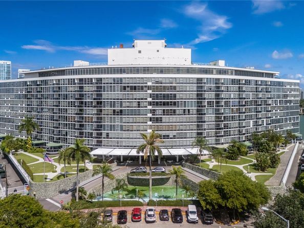 900 Bay Dr 624, Miami Beach FL 33141