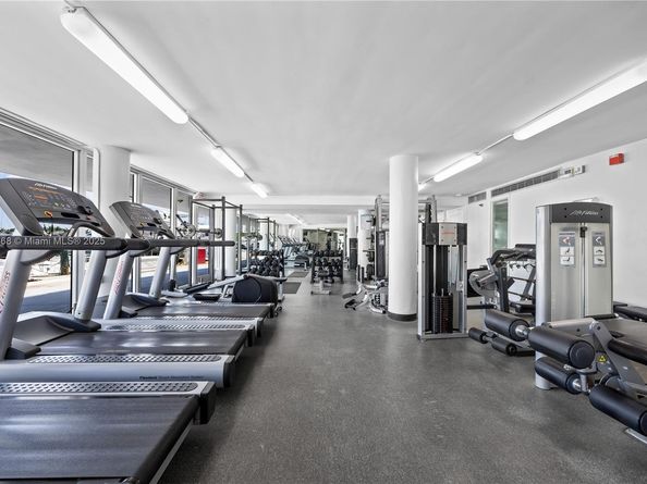 900 Bay Dr 624, Miami Beach FL 33141