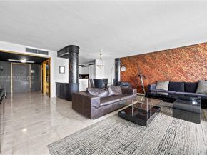 900 Bay Dr 624, Miami Beach FL 33141