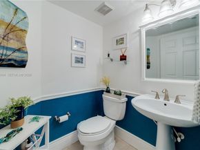 3197 Virginia St, Miami FL 33133