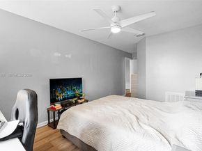 2149 W Discovery Cir W, Deerfield Beach FL 33442