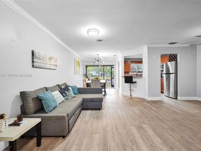 2149 W Discovery Cir W, Deerfield Beach FL 33442