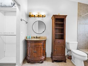 2149 W Discovery Cir W, Deerfield Beach FL 33442