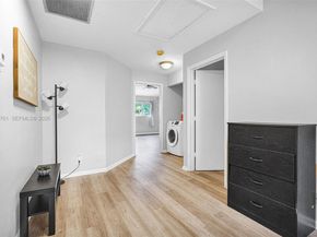 2149 W Discovery Cir W, Deerfield Beach FL 33442