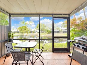 2149 W Discovery Cir W, Deerfield Beach FL 33442