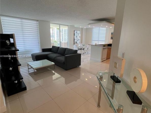17555 Atlantic Blvd 702, Sunny Isles Beach FL 33160
