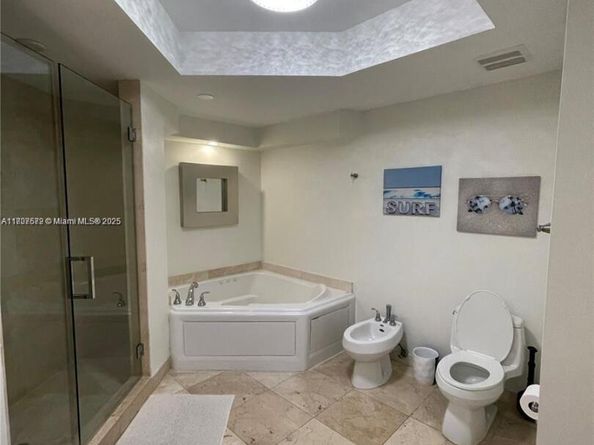 17555 Atlantic Blvd 702, Sunny Isles Beach FL 33160