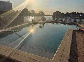 3161 S Ocean Dr 809, Hallandale Beach FL 33009