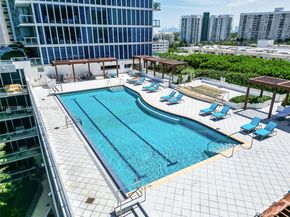 6801 Collins Ave 706 (Door 720), Miami Beach FL 33141