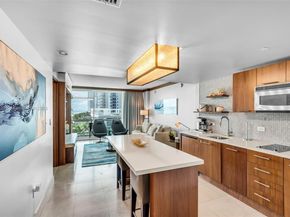 6801 Collins Ave 706 (Door 720), Miami Beach FL 33141