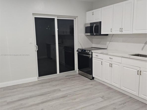 442 SW 22nd Ave, Fort Lauderdale FL 33312