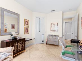 810 NE 21st Dr, Wilton Manors FL 33305