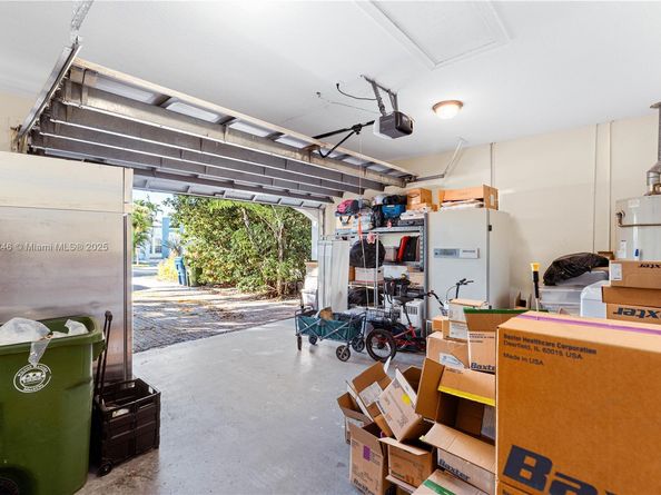 810 NE 21st Dr, Wilton Manors FL 33305
