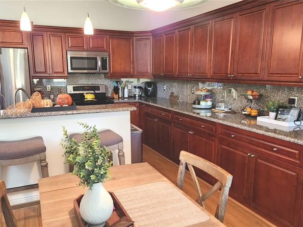 7650 NW 29th St, Margate FL 33063