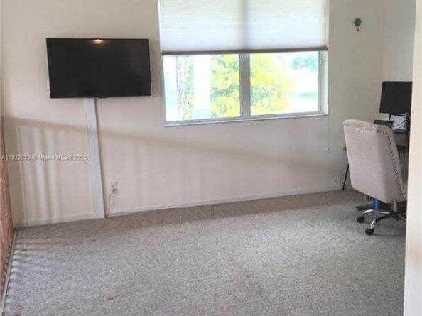 7650 NW 29th St, Margate FL 33063