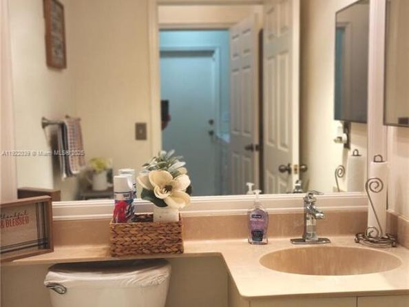 7650 NW 29th St, Margate FL 33063