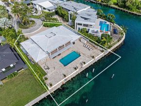 1990 NE 119th Rd, North Miami FL 33181