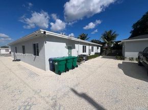 10210 SW 170th Ter, Miami FL 33157